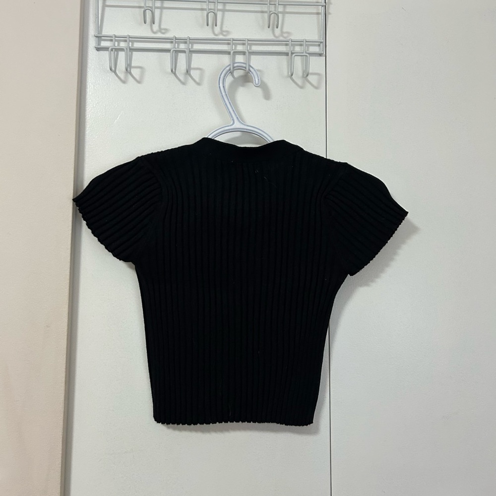 Black Ribbed Button Up Shirt - Picture 2 of 3